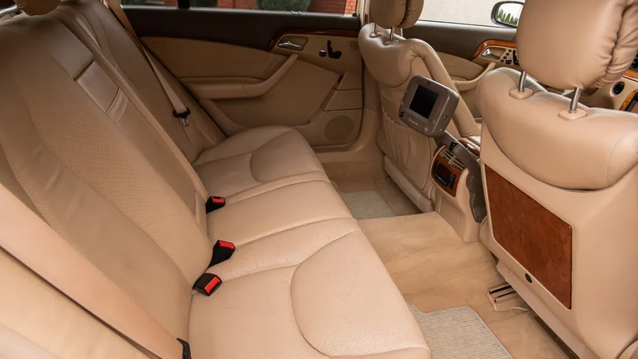 MERCEDES-BENZ S Klasa -
