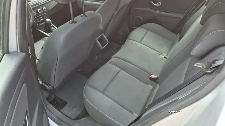 RENAULT Megane -