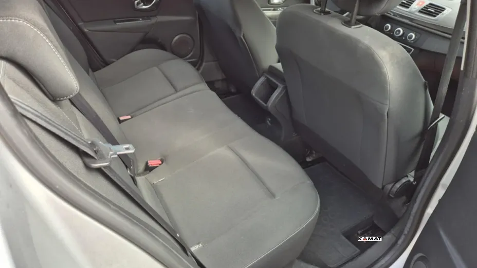 RENAULT Megane -