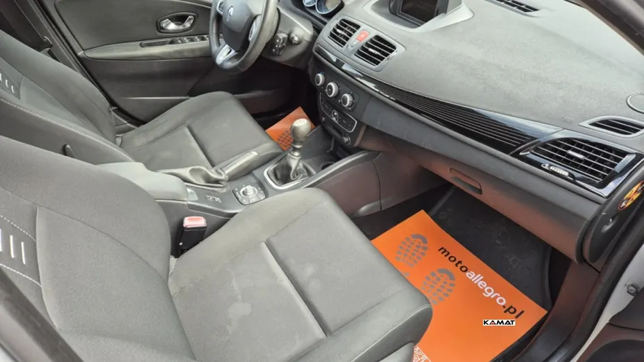 RENAULT Megane -