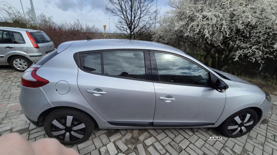 RENAULT Megane -