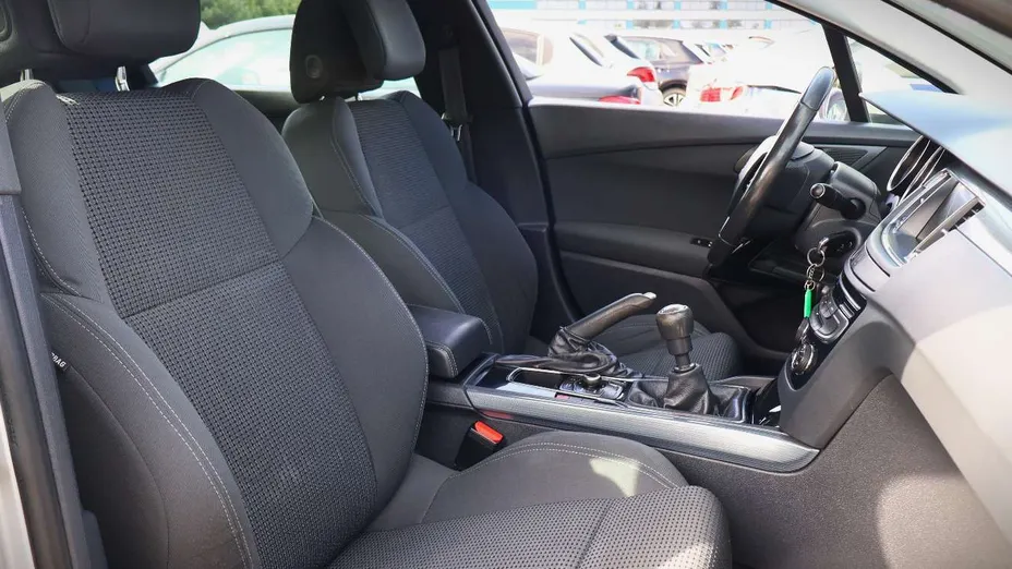 PEUGEOT 508 -