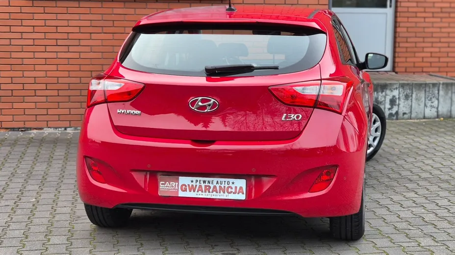 HYUNDAI i30 -