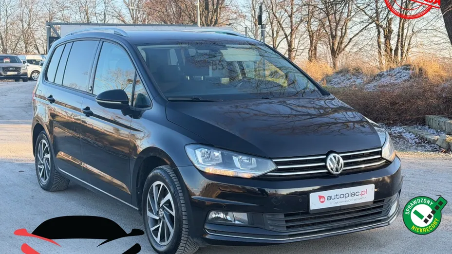 VOLKSWAGEN Touran -
