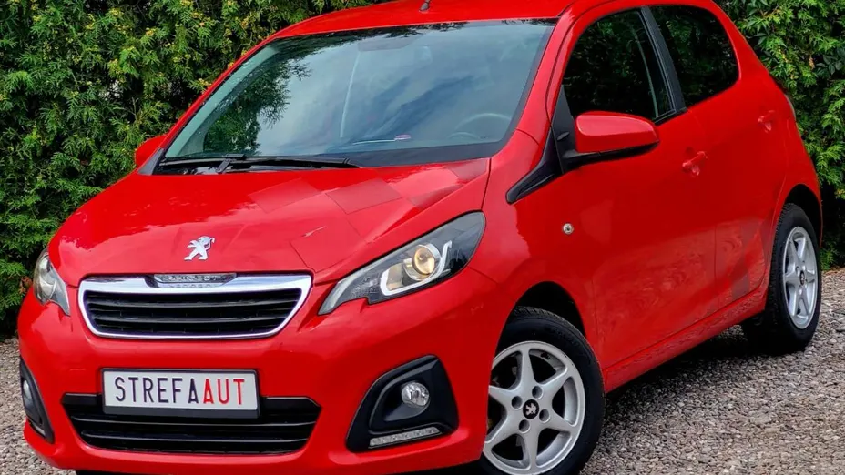 PEUGEOT 108 -