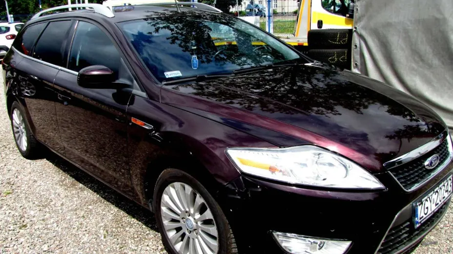 FORD Mondeo -