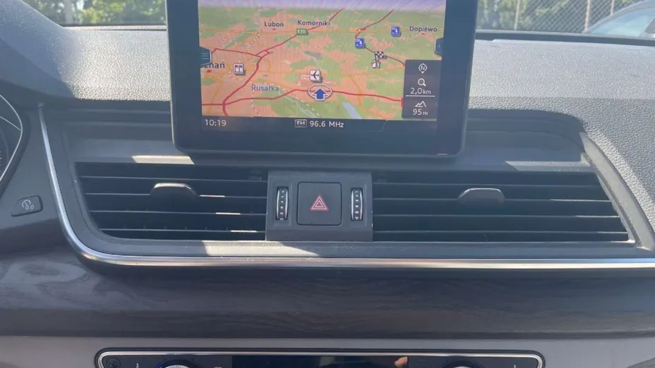 AUDI Q5 -