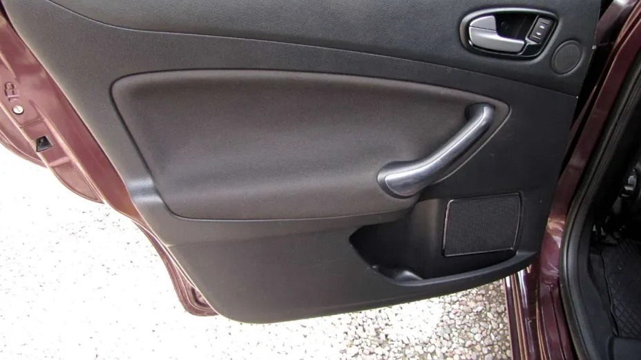 FORD Mondeo -