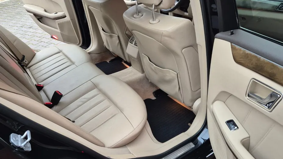 MERCEDES-BENZ E Klasa -