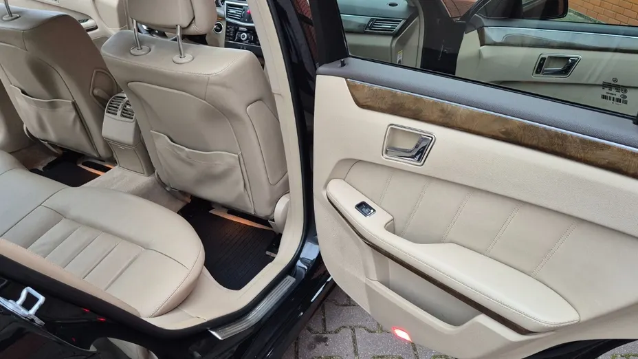 MERCEDES-BENZ E Klasa -