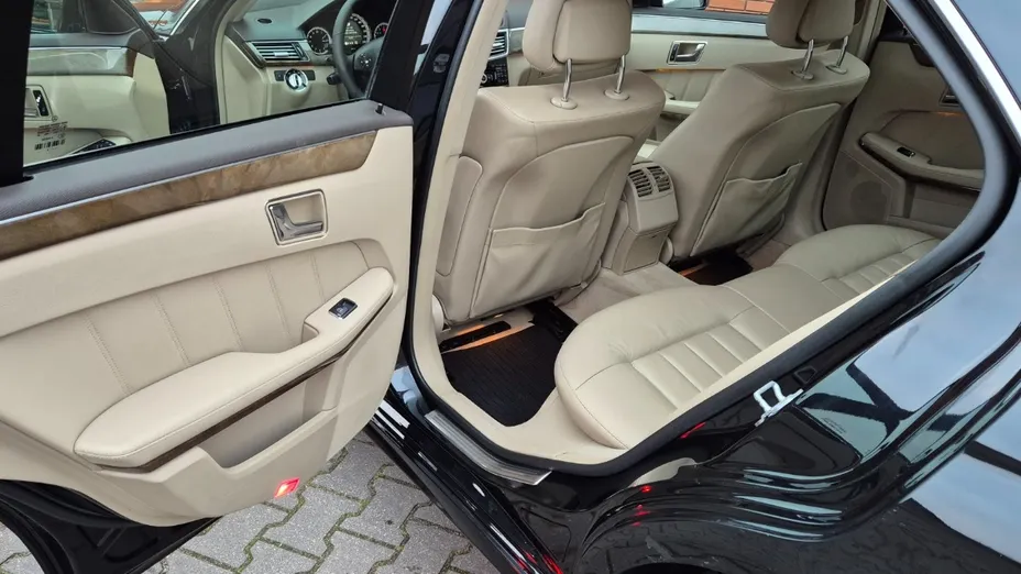 MERCEDES-BENZ E Klasa -