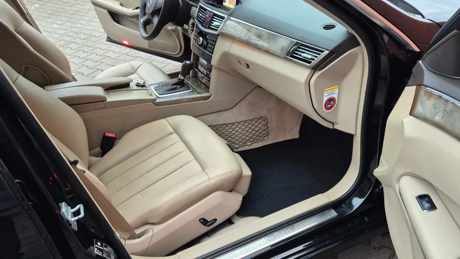 MERCEDES-BENZ E Klasa -