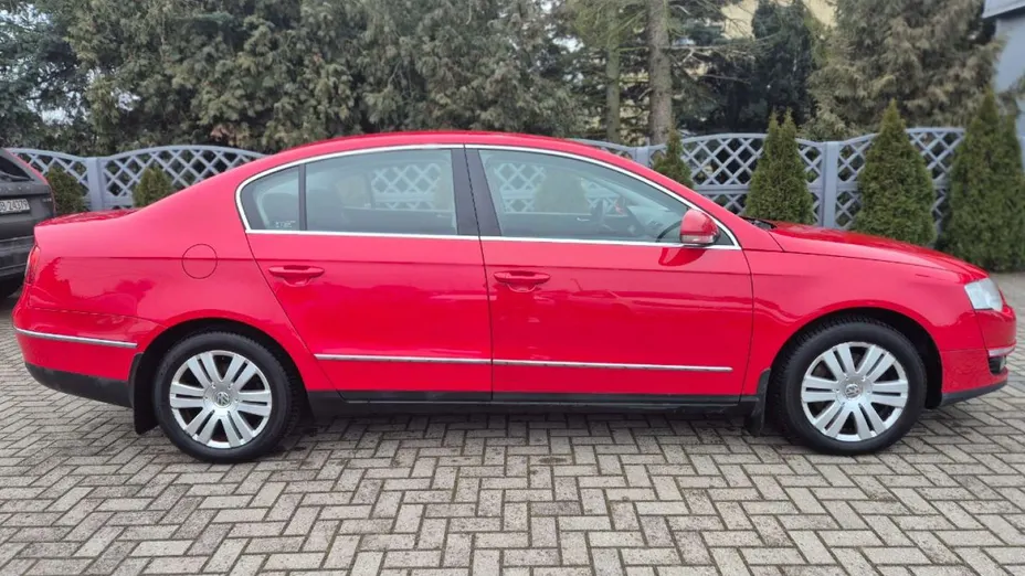 VOLKSWAGEN Passat -