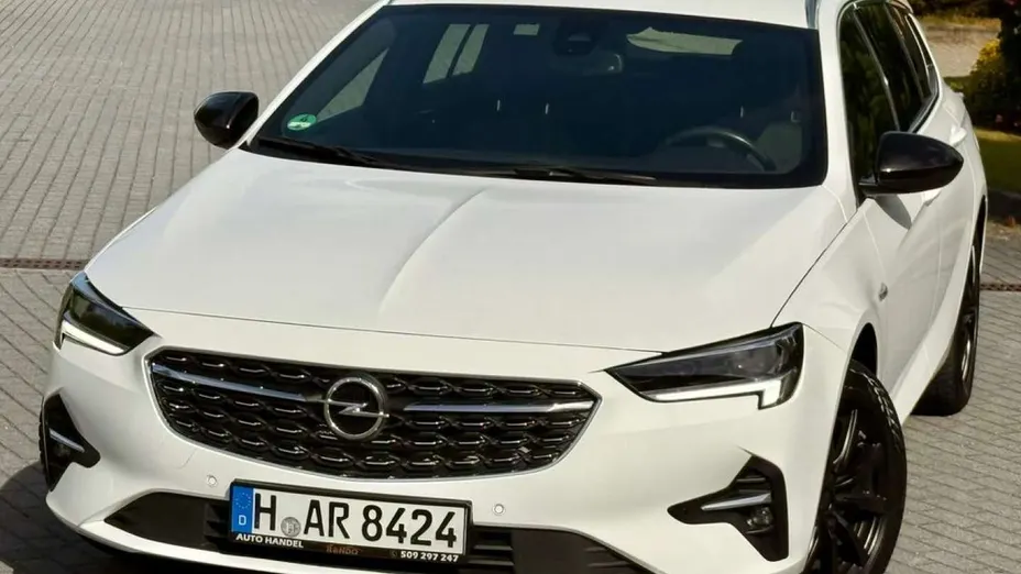 OPEL Insignia -