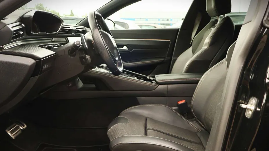 PEUGEOT 508 -