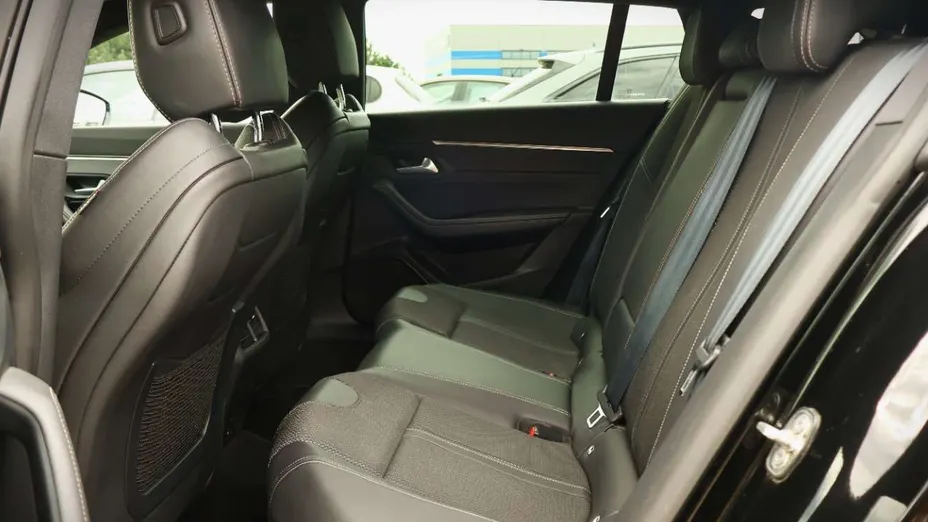 PEUGEOT 508 -