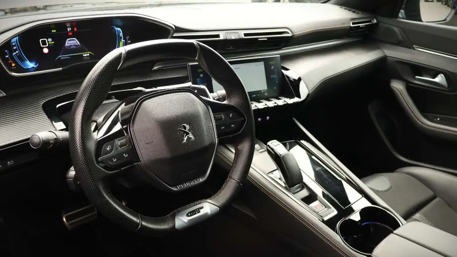 PEUGEOT 508 -