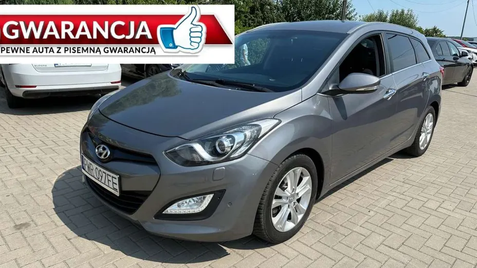 HYUNDAI i30 -
