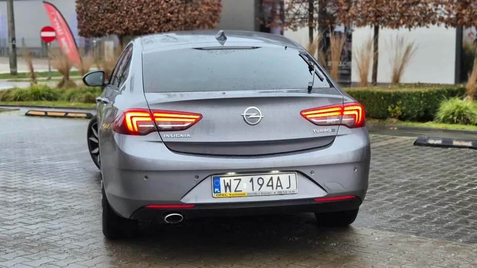 OPEL Insignia -