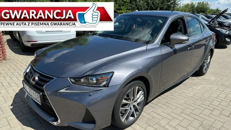 LEXUS IS -