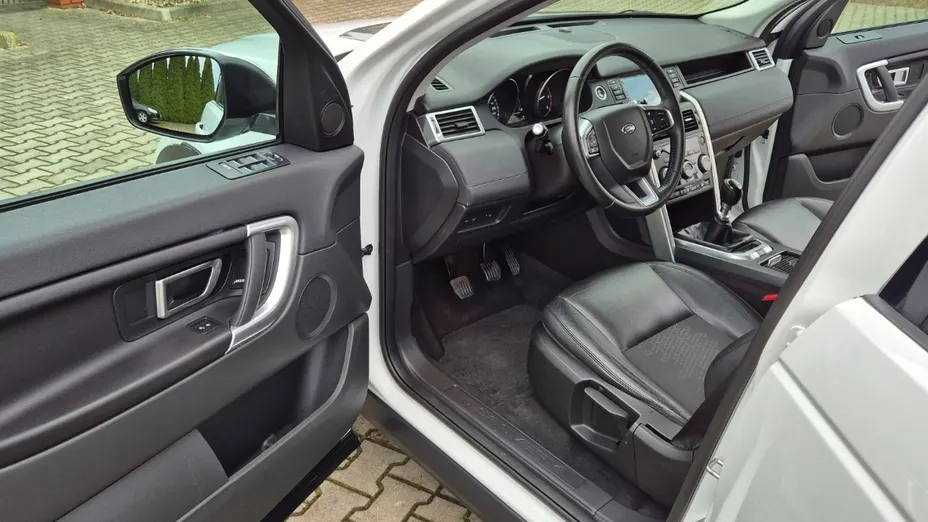 LAND ROVER Discovery Sport -