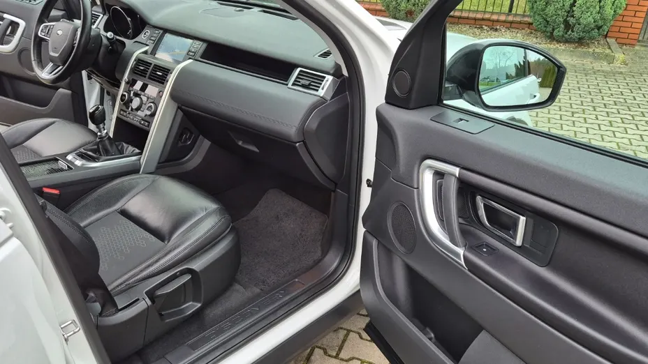 LAND ROVER Discovery Sport -