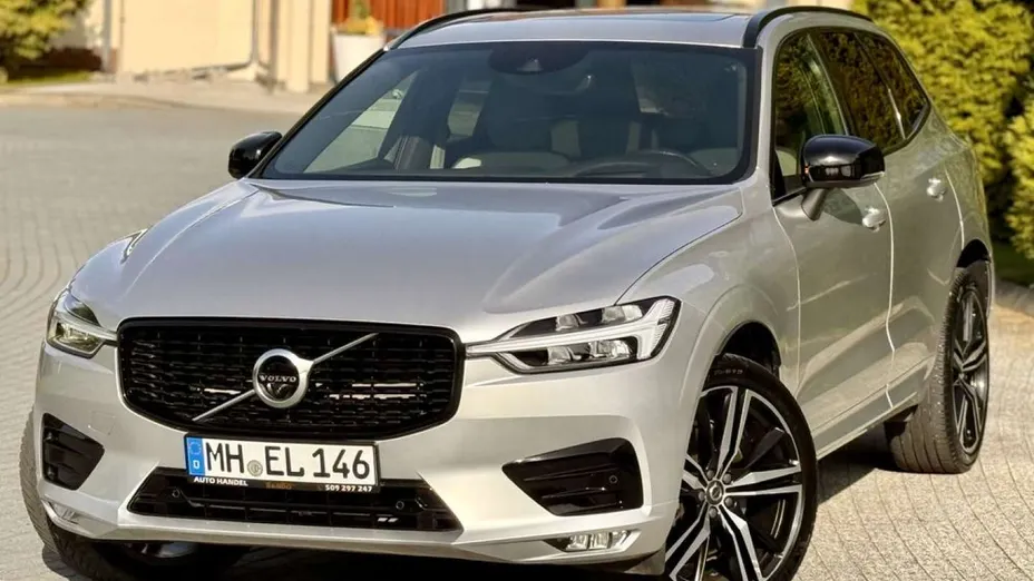 VOLVO XC60 -