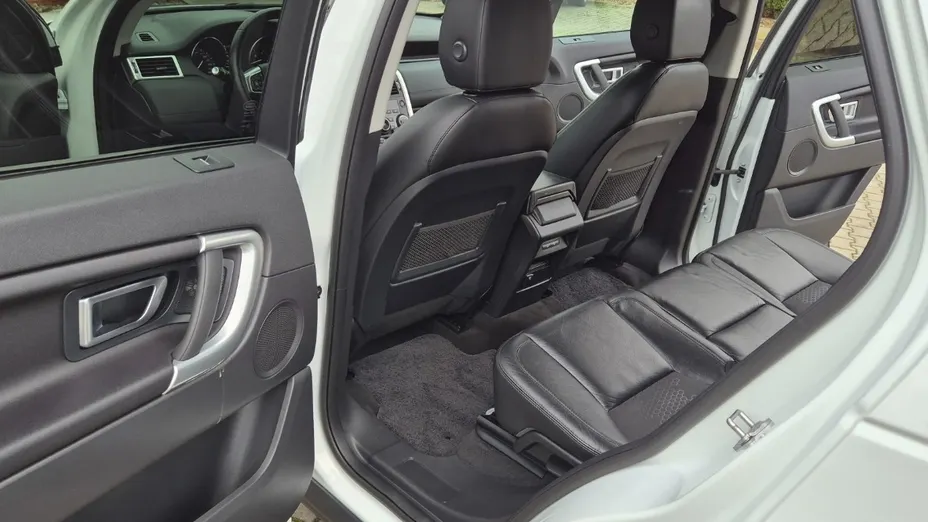 LAND ROVER Discovery Sport -