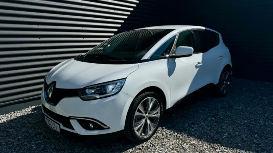 RENAULT Scenic -