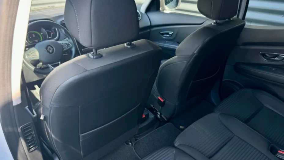 RENAULT Scenic -