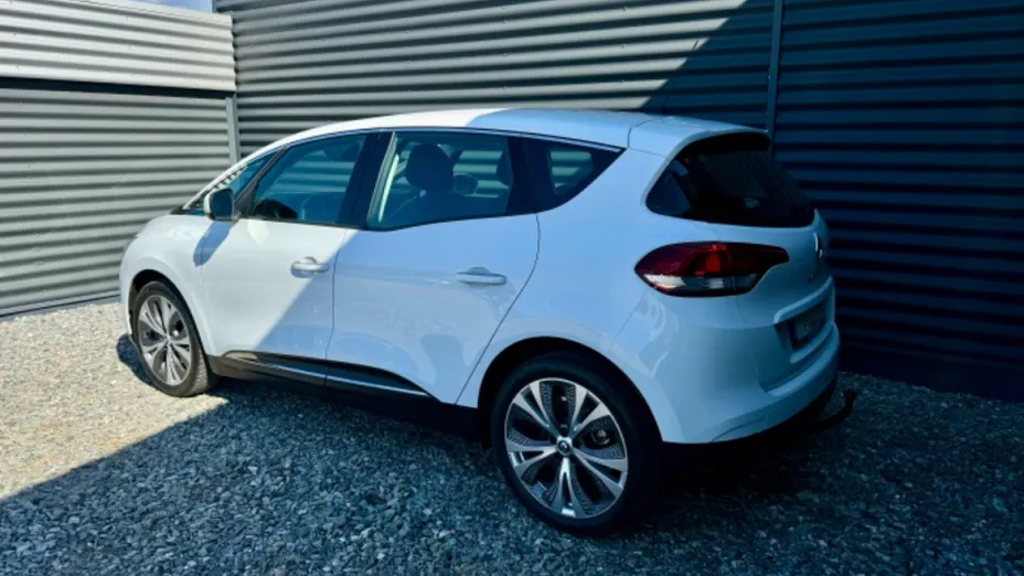 RENAULT Scenic -