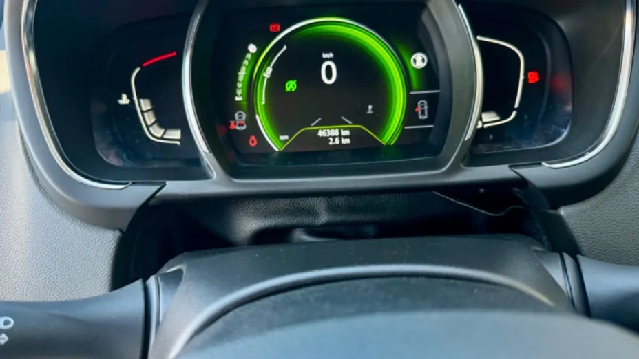 RENAULT Scenic -
