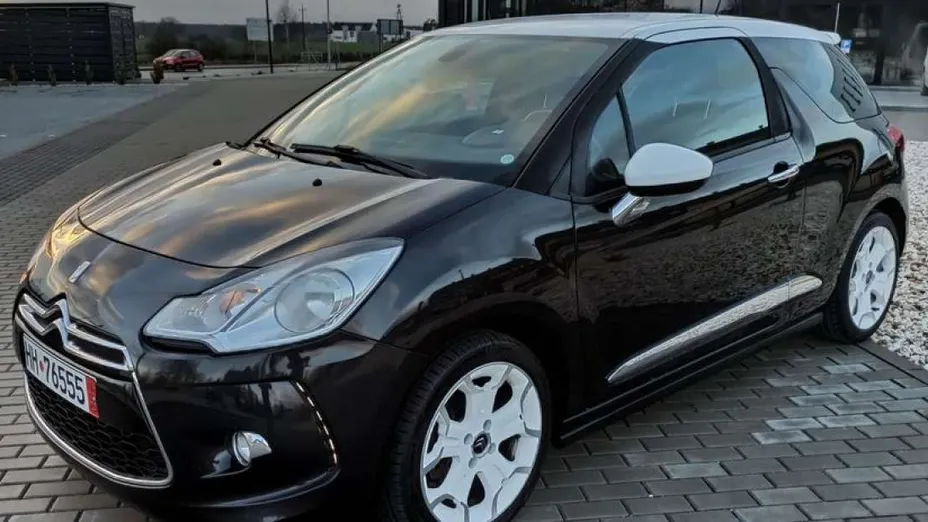 CITROEN DS3 -