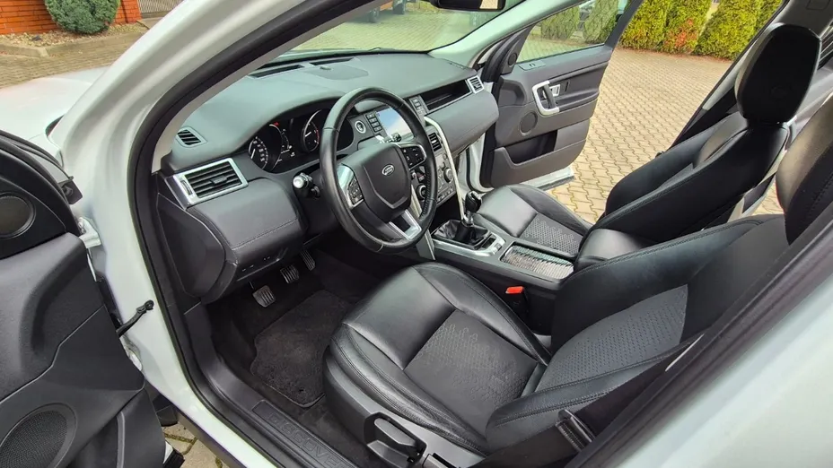 LAND ROVER Discovery Sport -