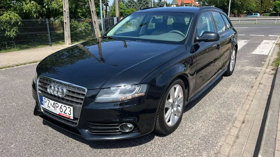 AUDI A4 -