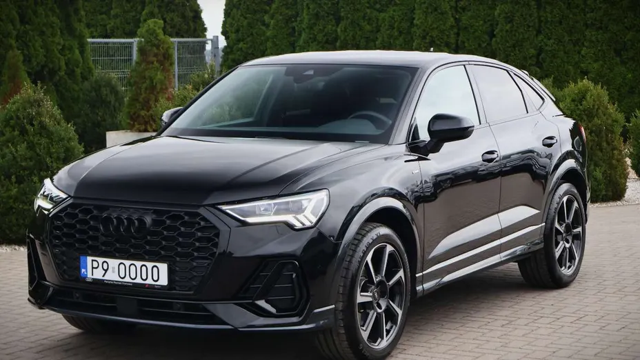 AUDI Q3 Sportback -