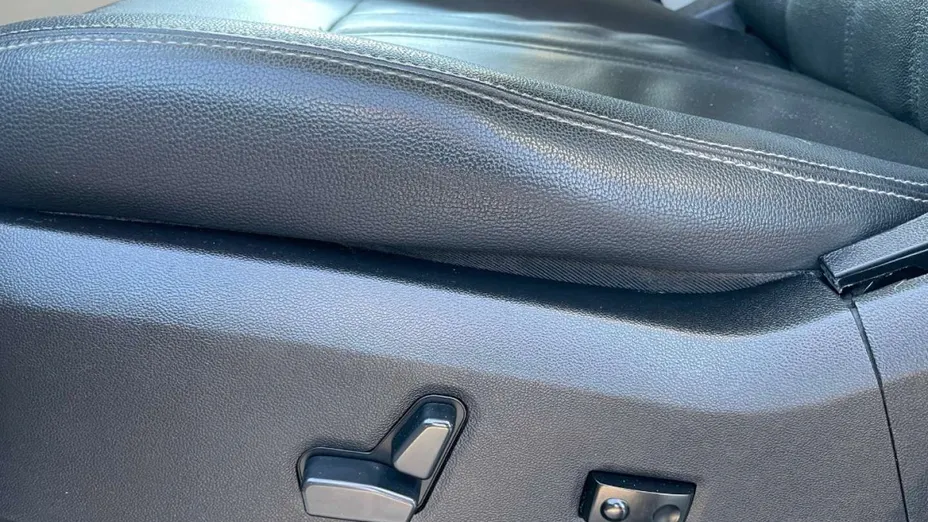 CHRYSLER Town & Country -