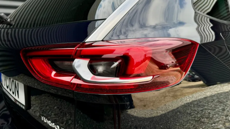 OPEL Insignia -
