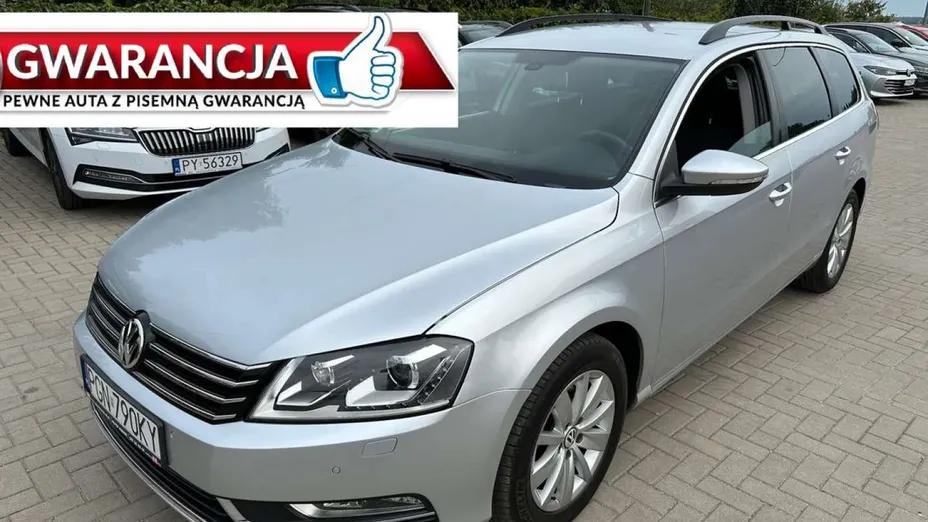 VOLKSWAGEN Passat -