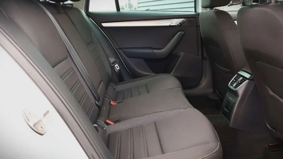 SKODA Octavia -