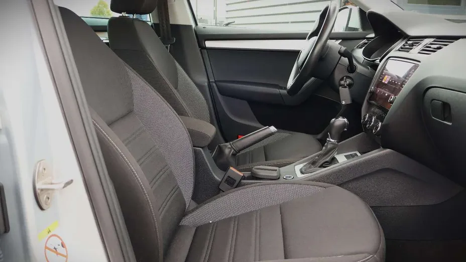 SKODA Octavia -