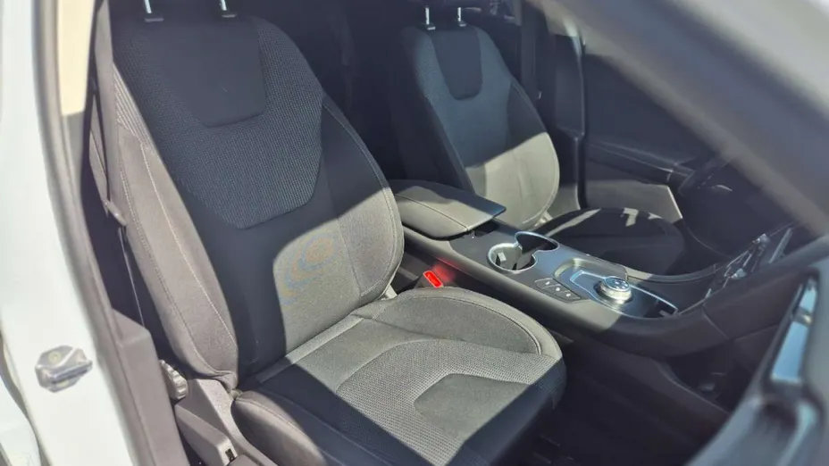 FORD Mondeo -