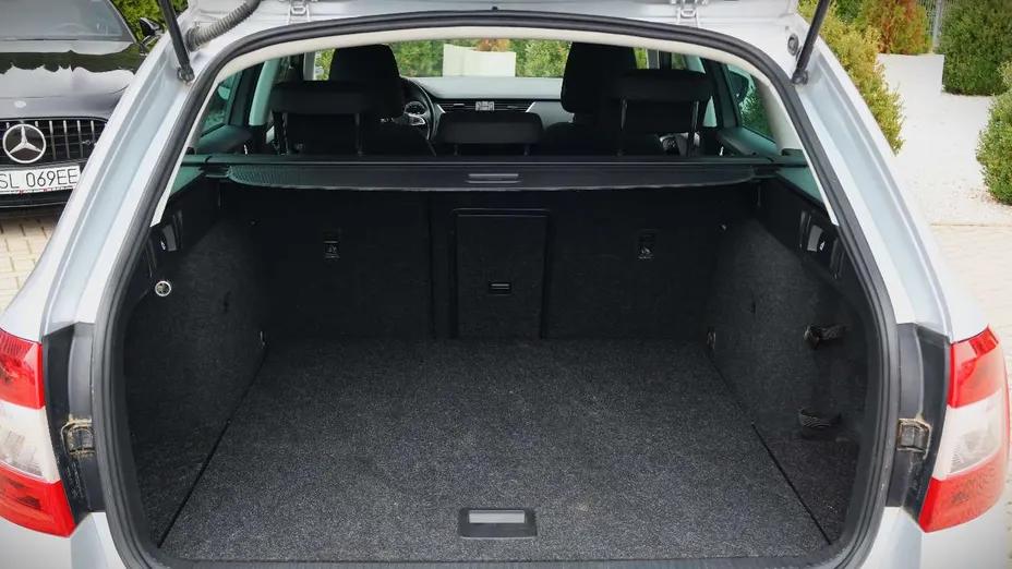 SKODA Octavia -