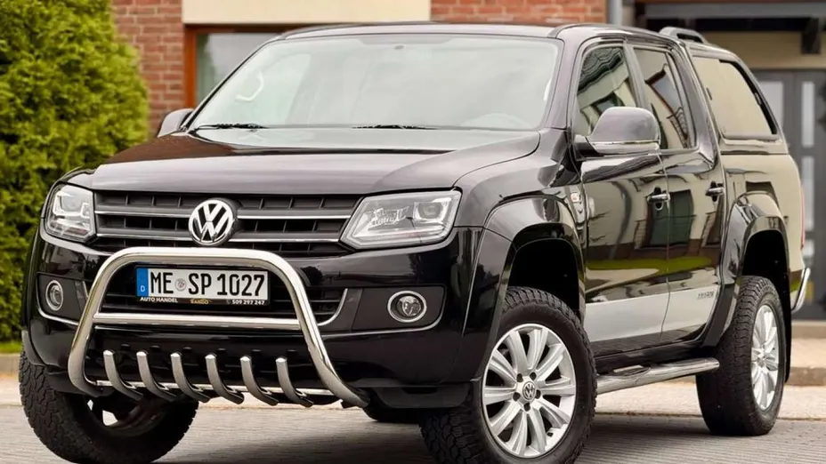 VOLKSWAGEN Amarok -