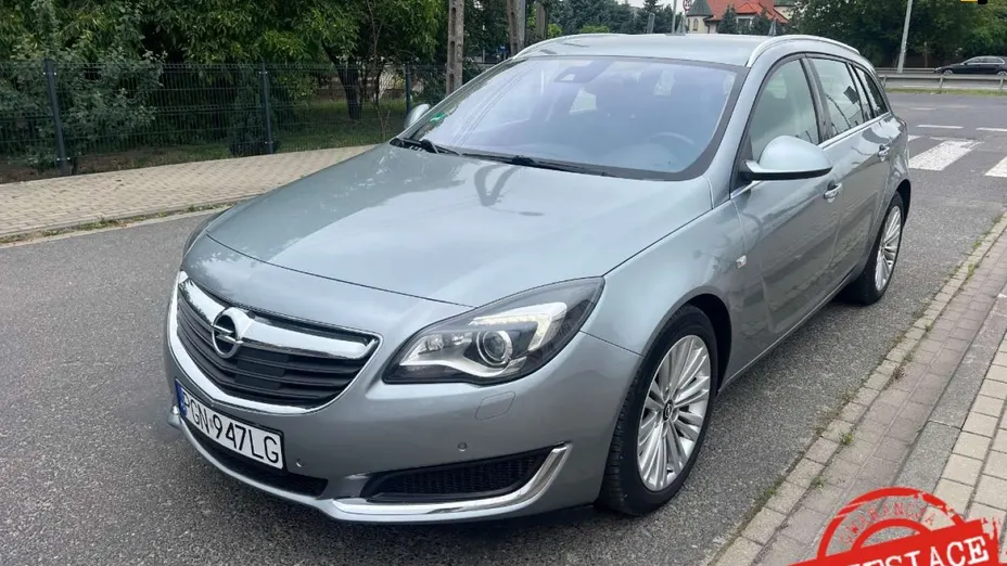 OPEL Insignia -
