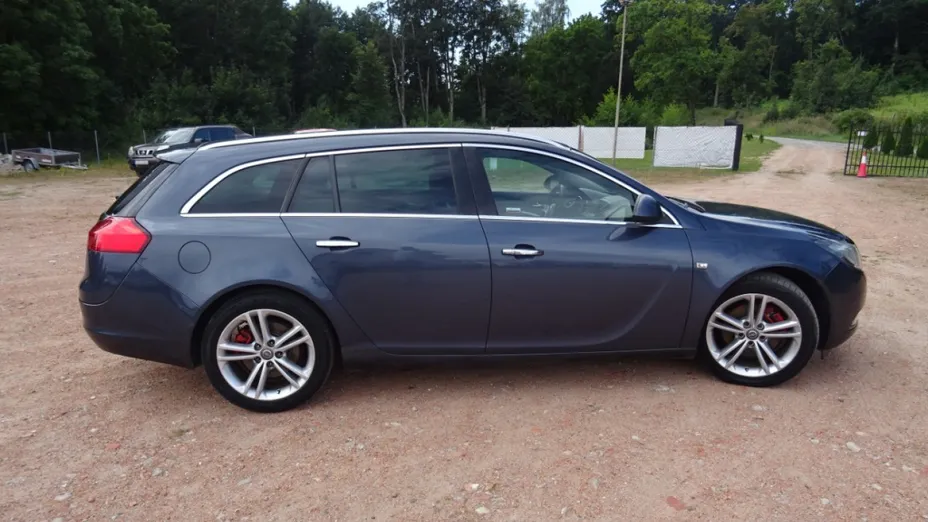 OPEL Insignia -