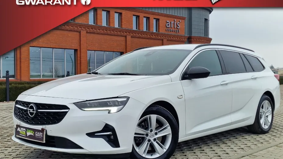 OPEL Insignia -