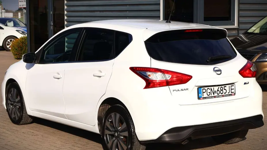 NISSAN Pulsar -