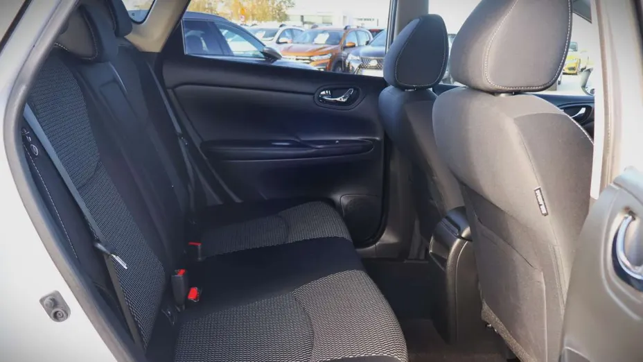 NISSAN Pulsar -