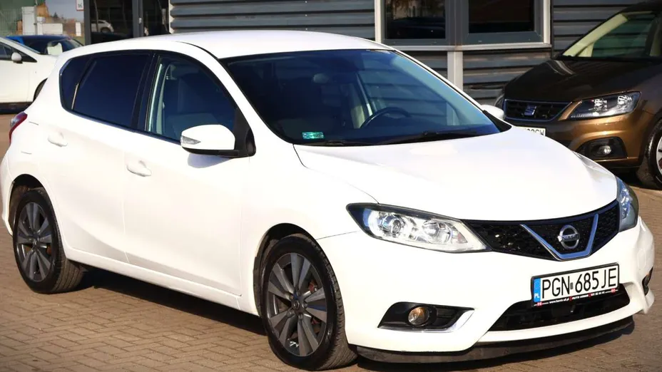 NISSAN Pulsar -